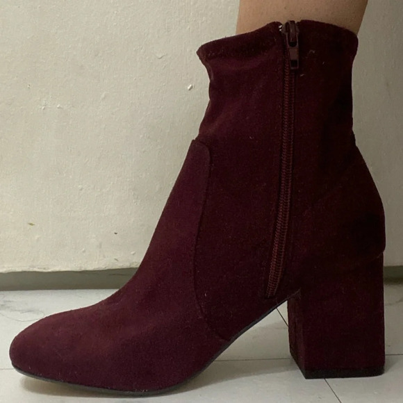 NEW W/O BOX LOFT Burgundy Ankle Booties - Picture 5 of 5